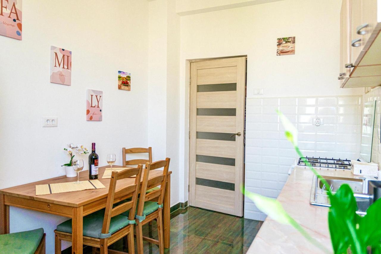 Hacienda Coltea - Cozy Old Town Apartaments บูคาเรสต์ ภายนอก รูปภาพ