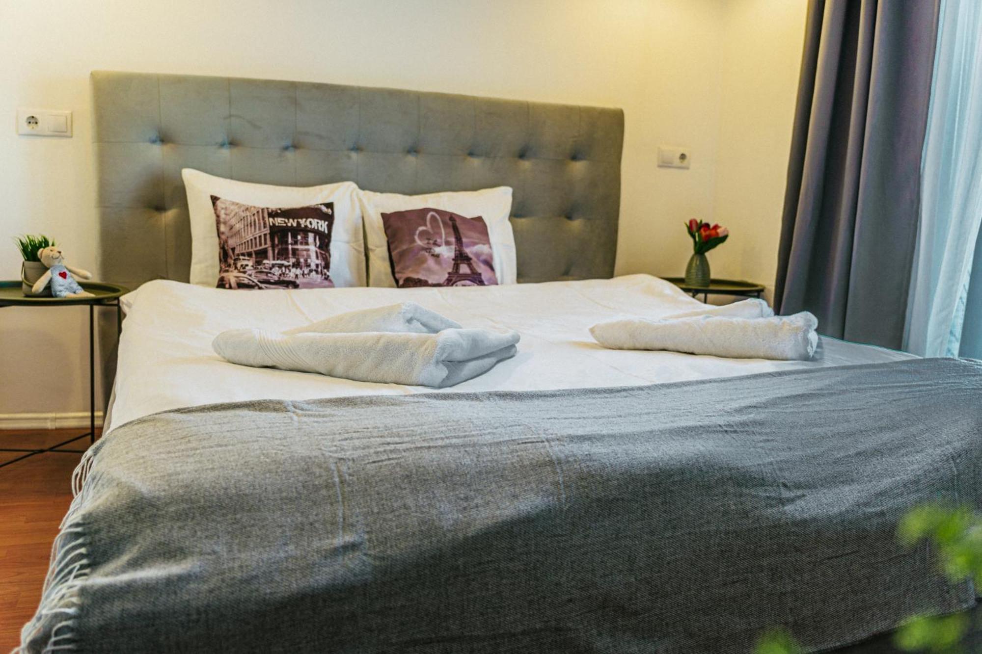 Hacienda Coltea - Cozy Old Town Apartaments บูคาเรสต์ ภายนอก รูปภาพ