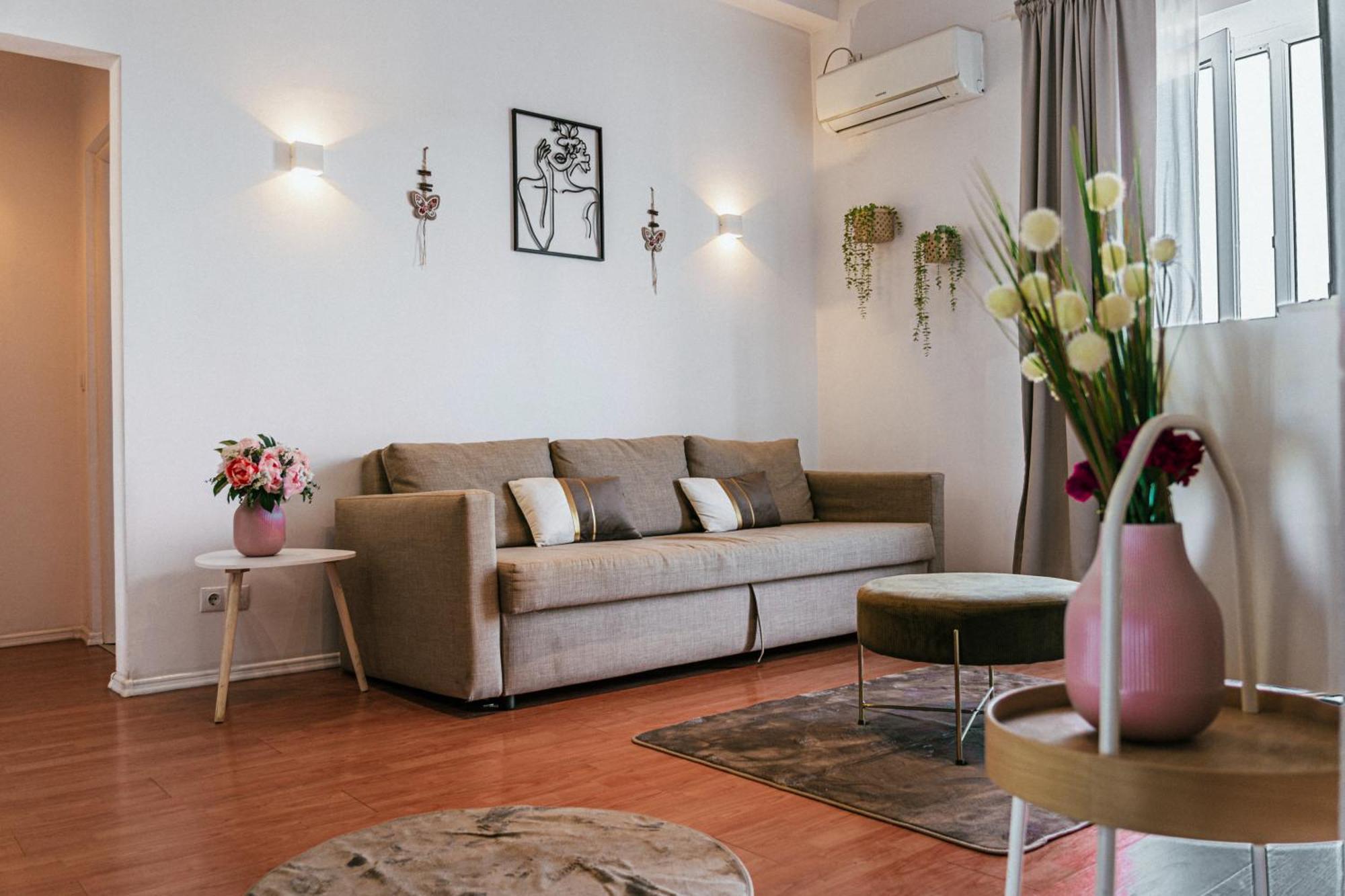 Hacienda Coltea - Cozy Old Town Apartaments บูคาเรสต์ ภายนอก รูปภาพ